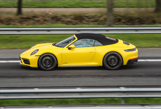 Porsche 992 Carrera 4 GTS Cabriolet