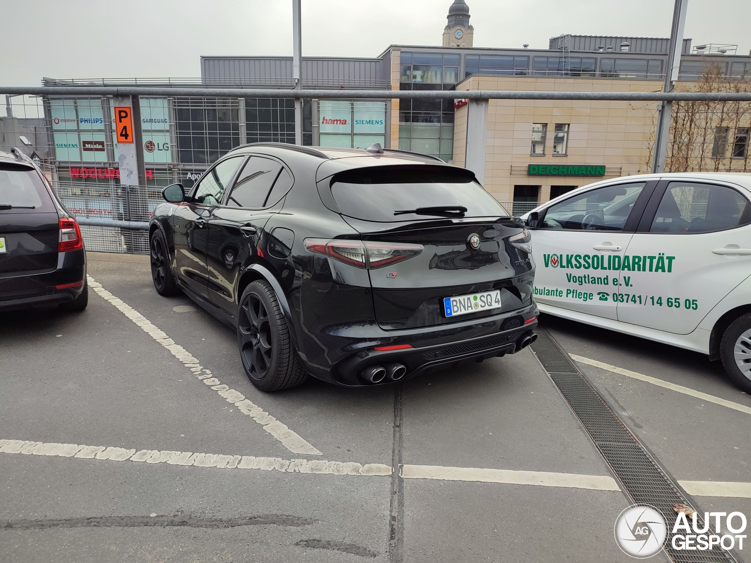 Alfa Romeo Stelvio Quadrifoglio 2020