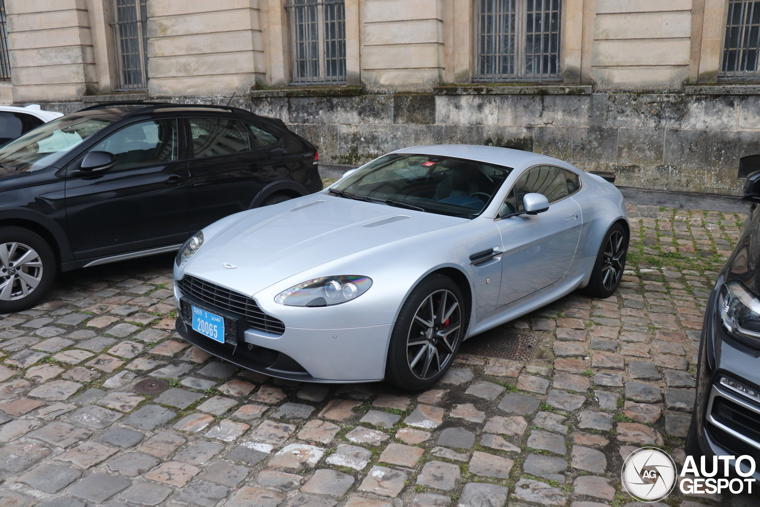 Aston Martin V8 Vantage S