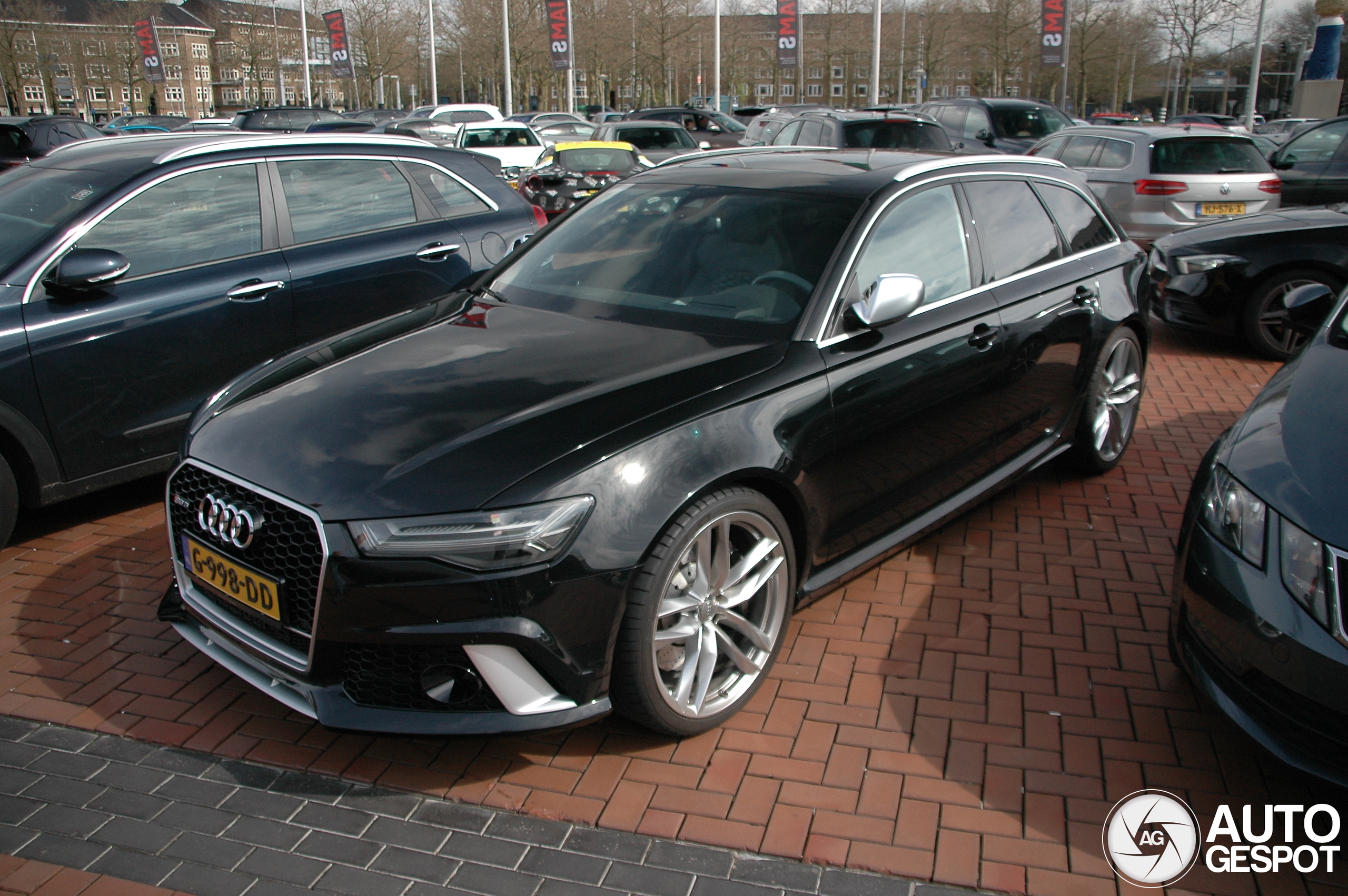 Audi RS6 Avant C7 2015