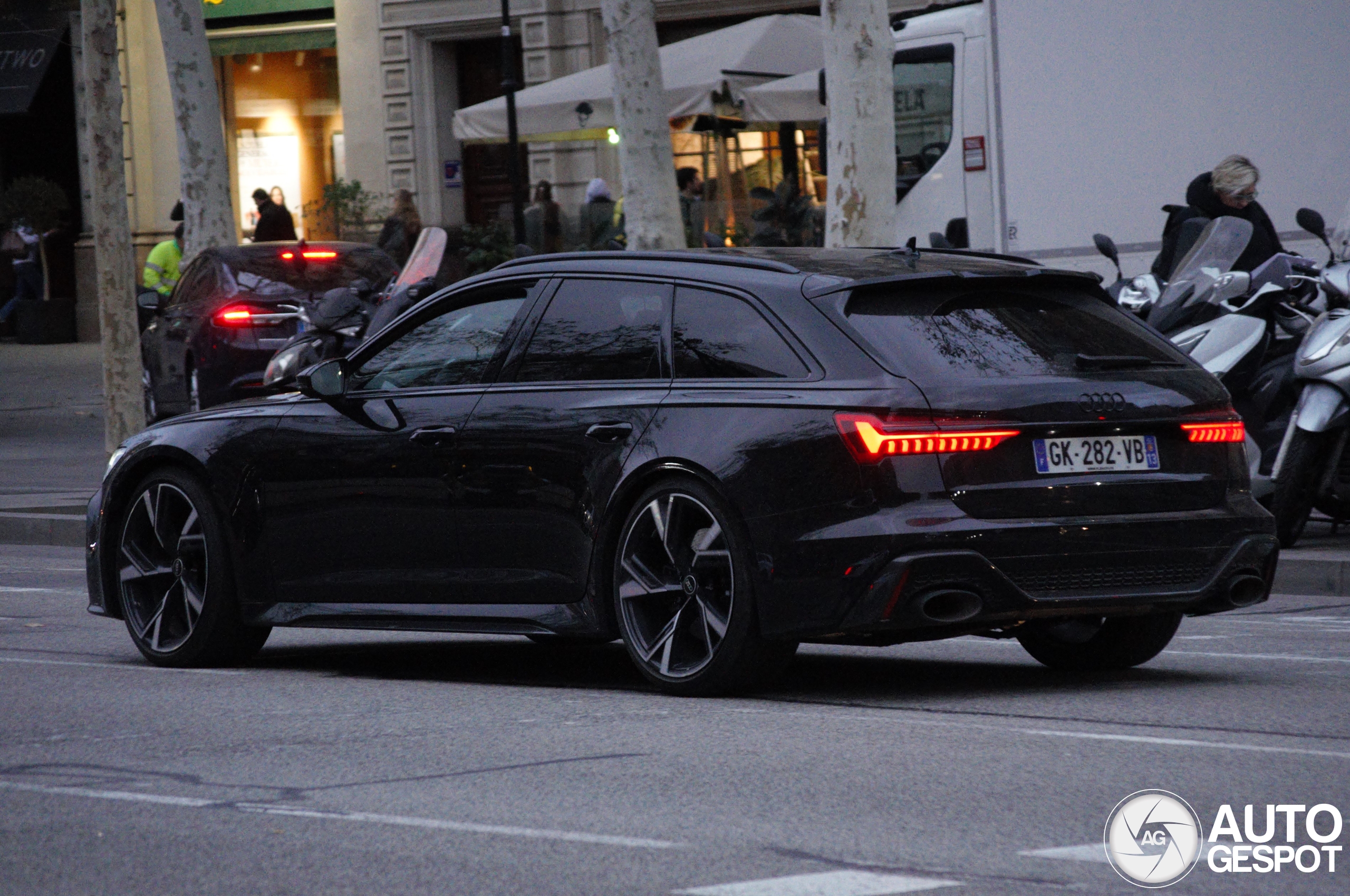 Audi RS6 Avant C8