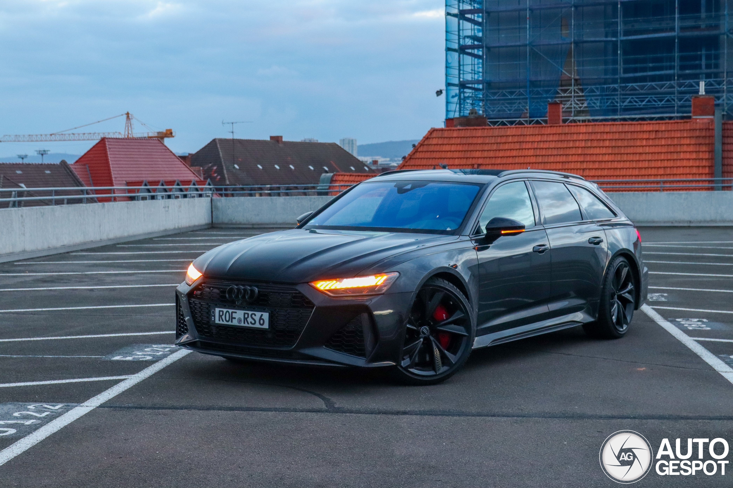 Audi RS6 Avant C8