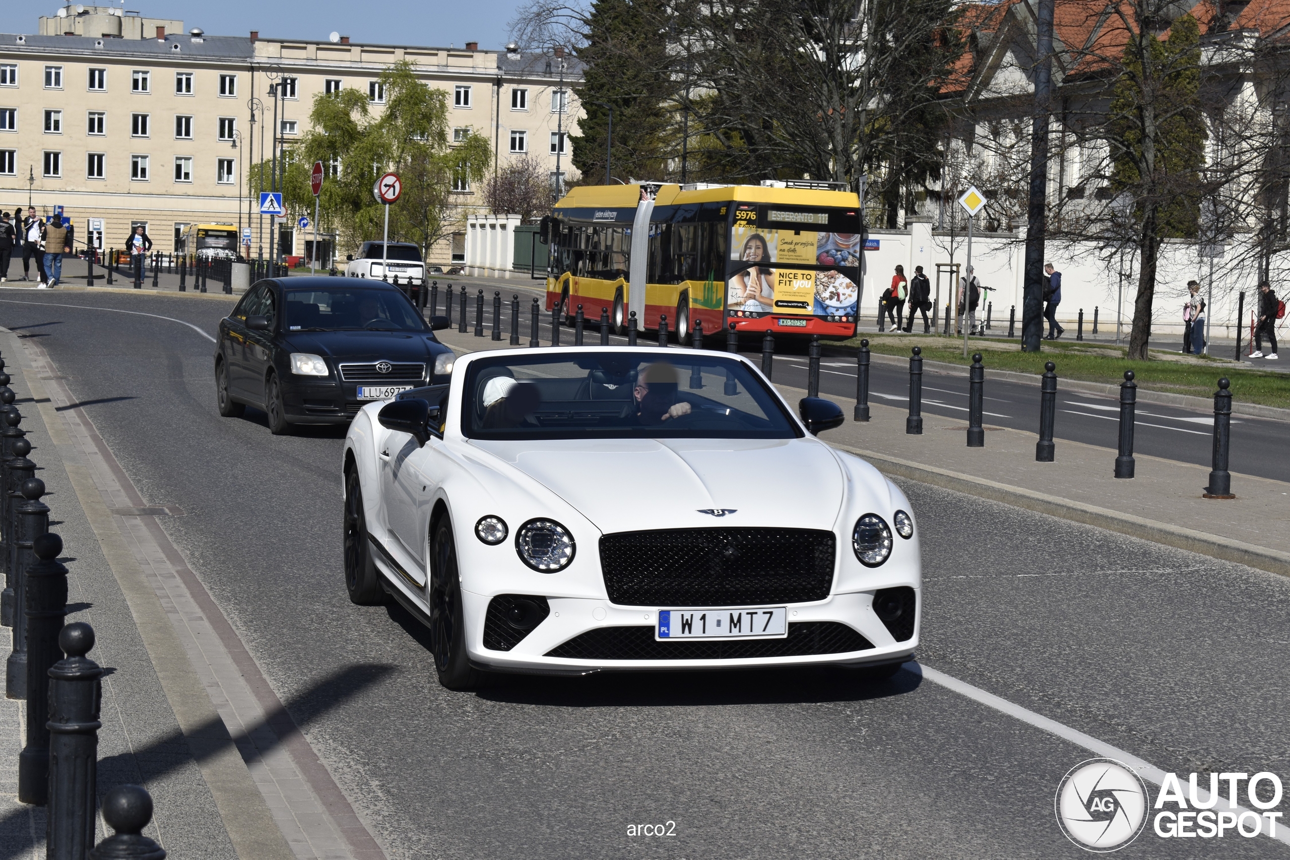 Bentley Continental GTC V8 S 2023