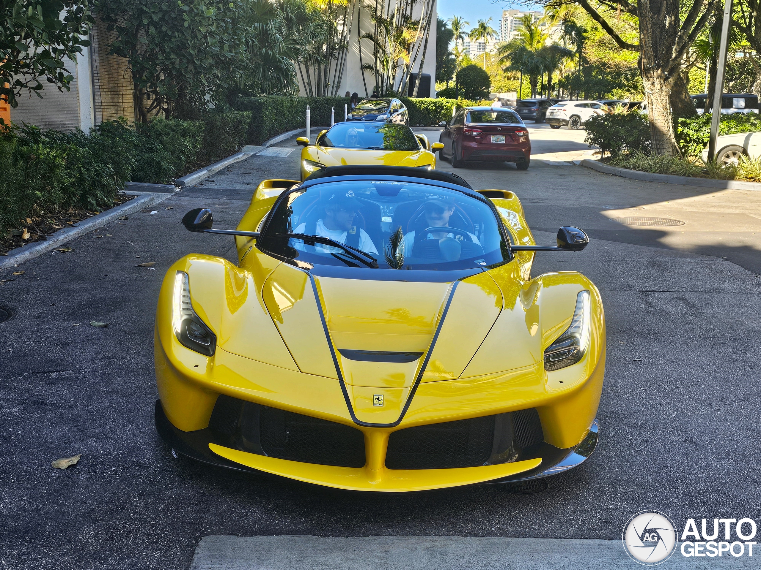 Ferrari LaFerrari Aperta