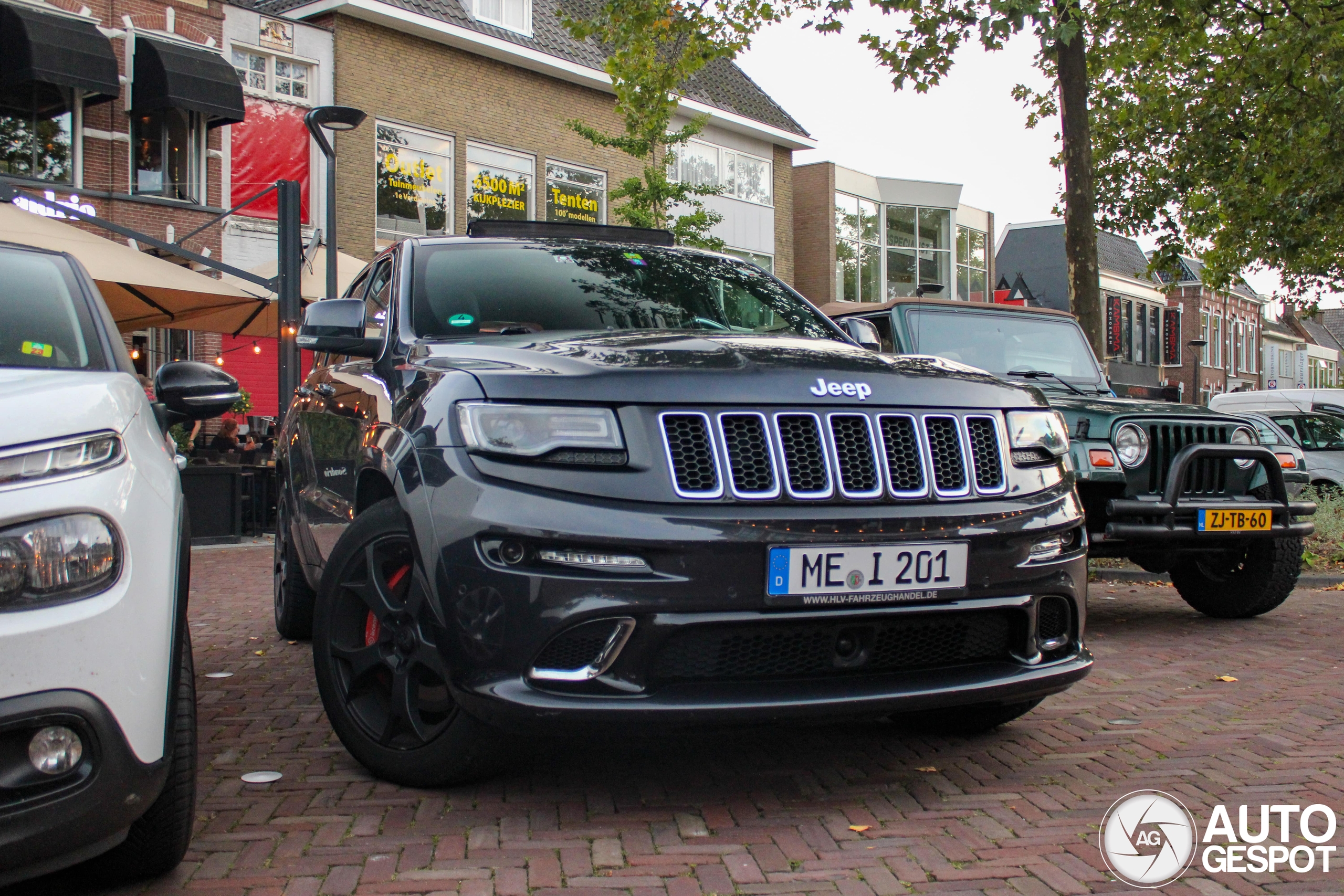 Jeep Grand Cherokee SRT 2013