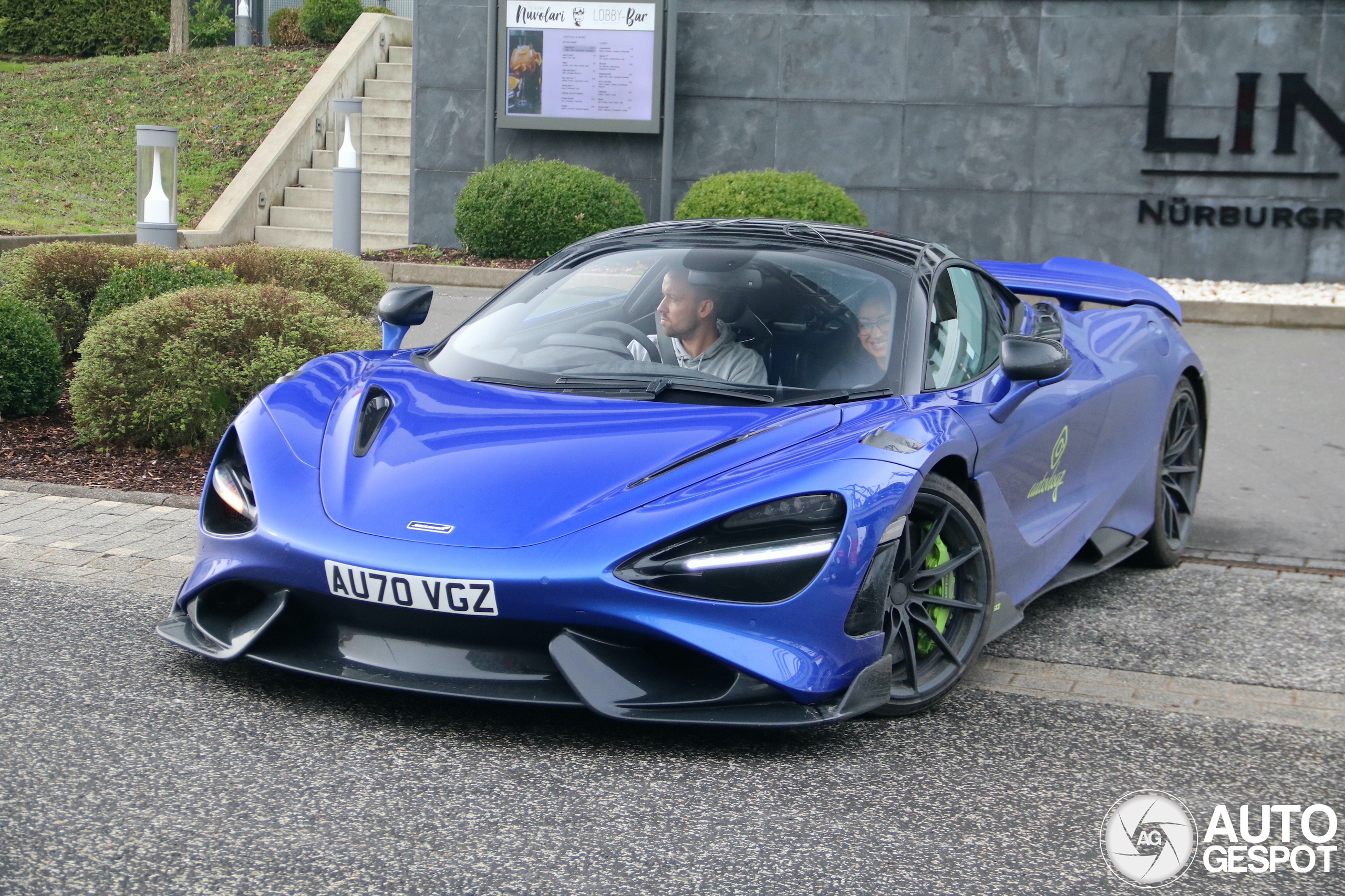 McLaren 765LT