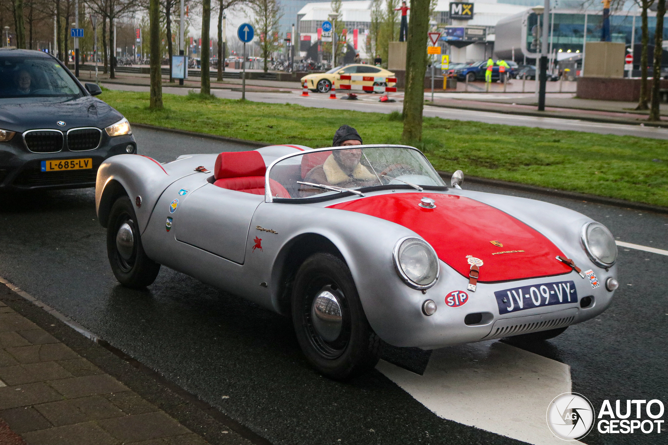 Razlikovanje originalnog Porsche 550 Spidera od replika