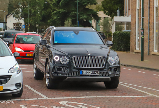 Bentley Bentayga V8