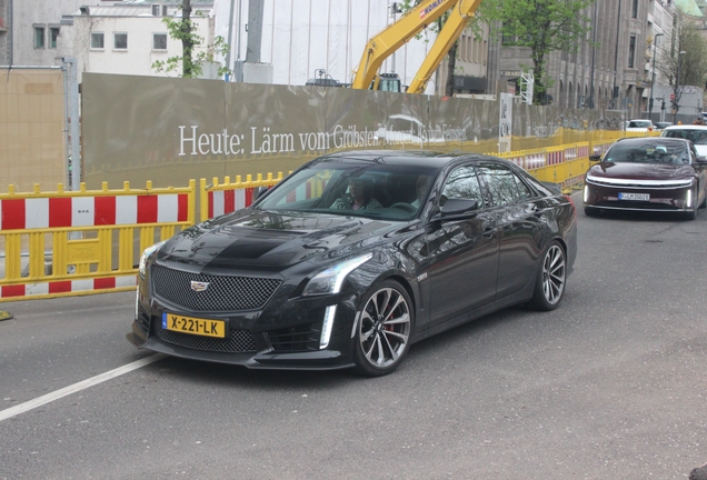 Cadillac CTS-V 2015