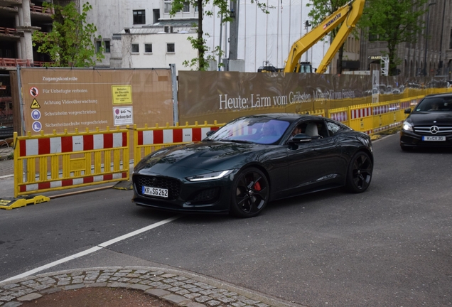 Jaguar F-TYPE P450 75 Coupé