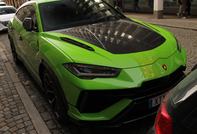 Lamborghini Urus Performante