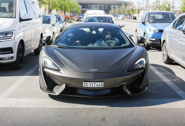 McLaren 570S