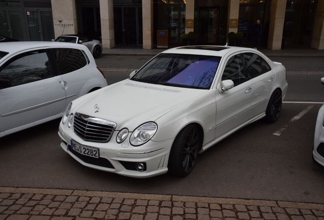 Mercedes-Benz E 63 AMG