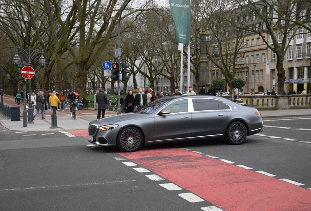 Mercedes-Maybach S 680 X223