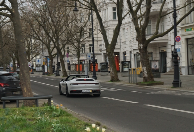 Porsche 992 Carrera S Cabriolet