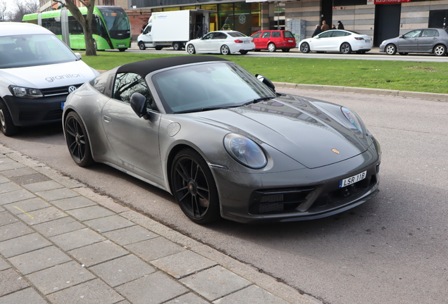 Porsche 992 Targa 4 GTS