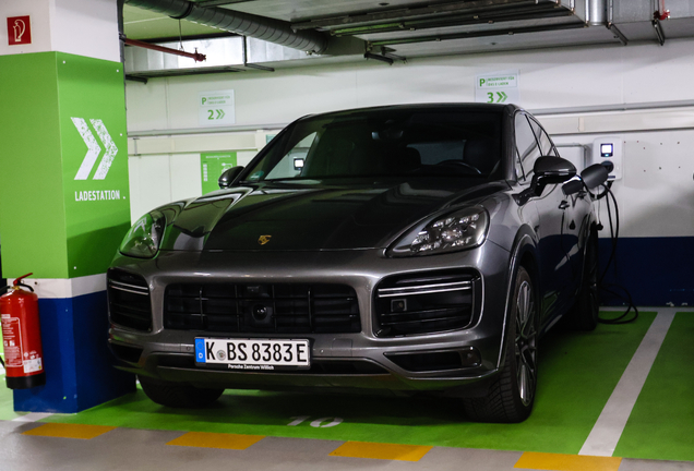 Porsche Cayenne Coupé Turbo S E-Hybrid