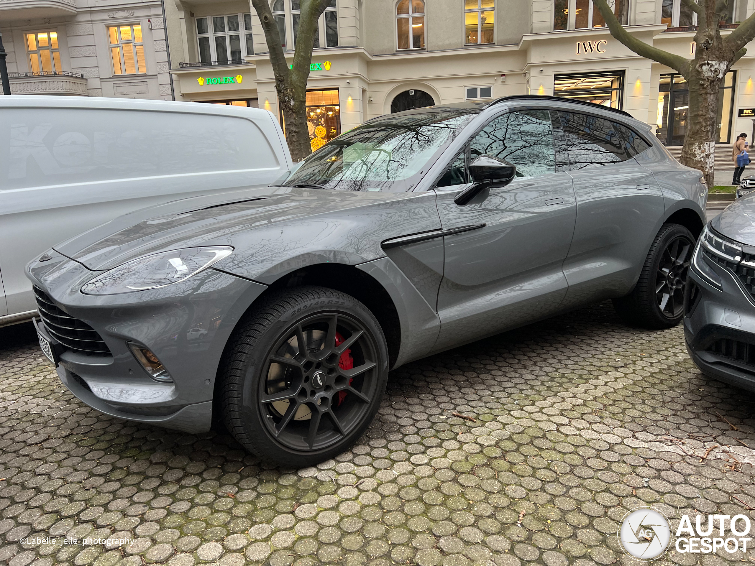 Aston Martin DBX