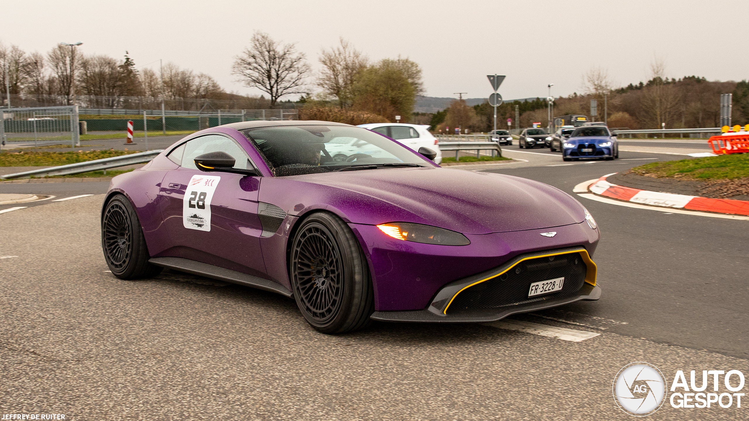 Aston Martin V8 Vantage 2018