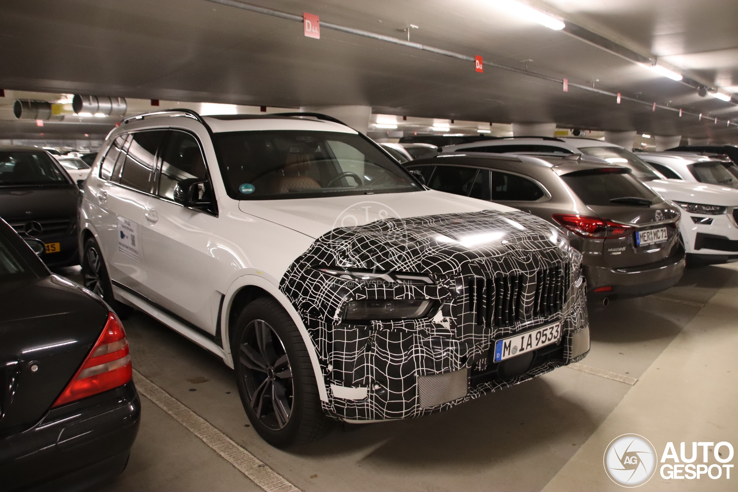 BMW X7 G07 M60i xDrive 2022