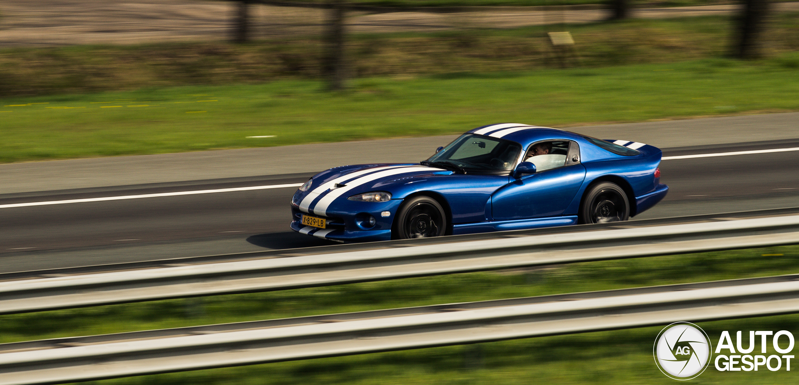 Chrysler Viper GTS