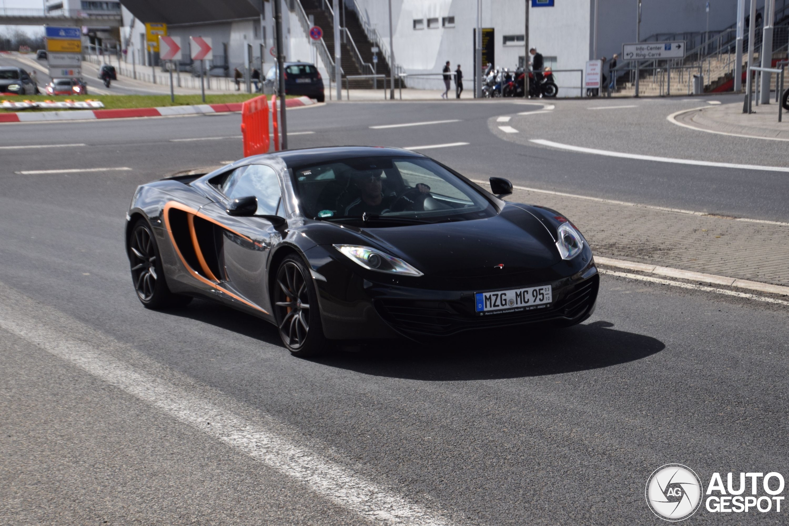 McLaren 12C