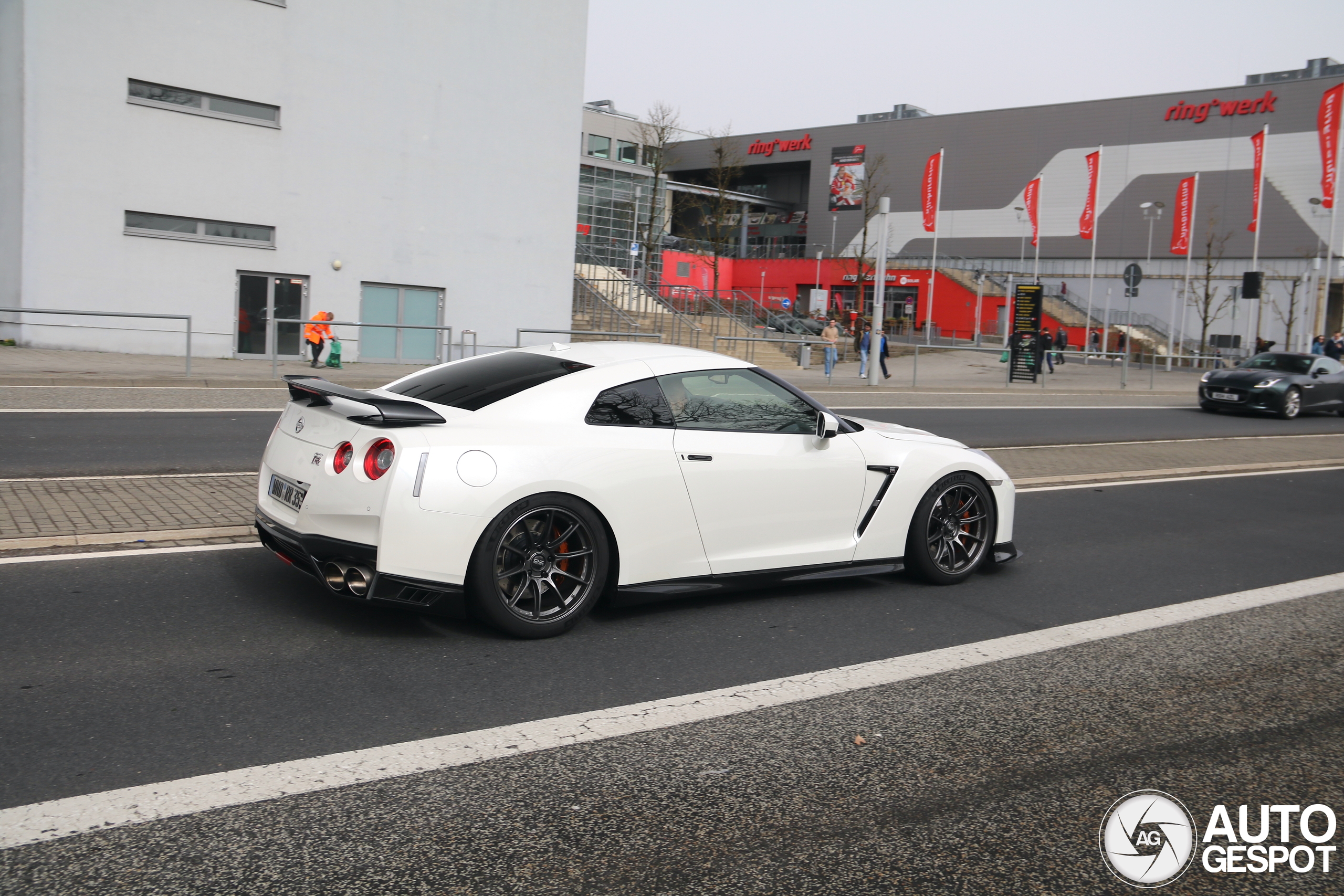 Nissan GT-R 2017