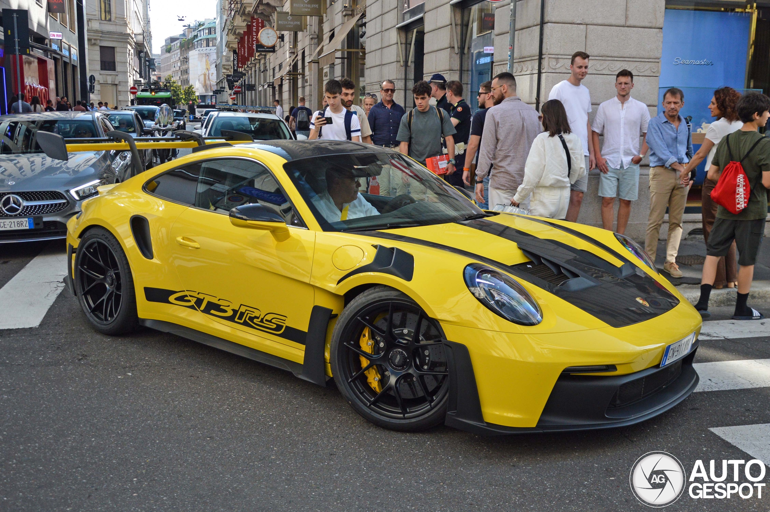 Porsche 992 GT3 RS Weissach Package