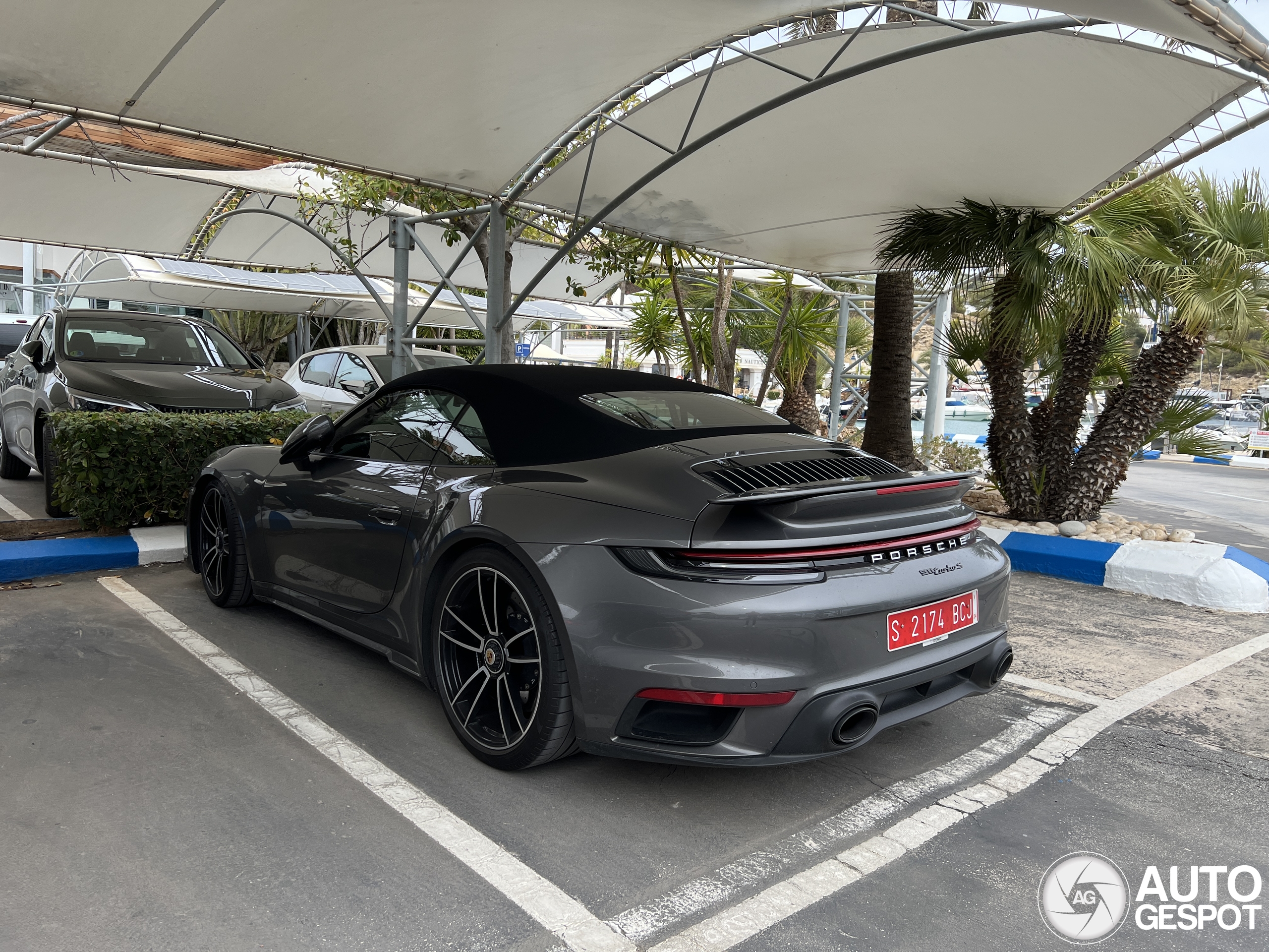 Porsche 992 Turbo S Cabriolet