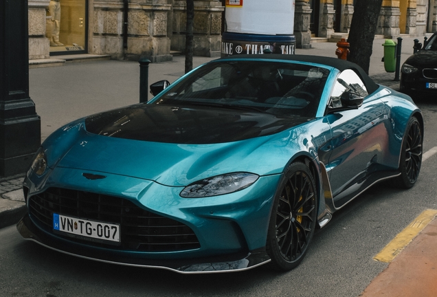 Aston Martin V12 Vantage Roadster 2023