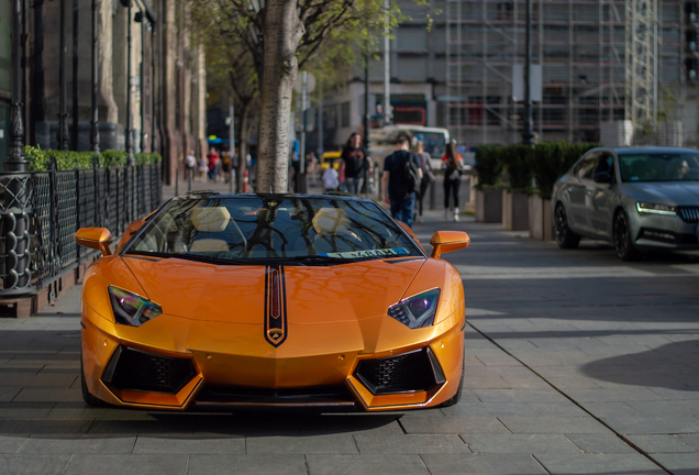 Lamborghini Aventador LP700-4 Roadster