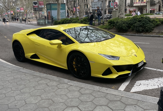 Lamborghini Huracán LP640-4 EVO