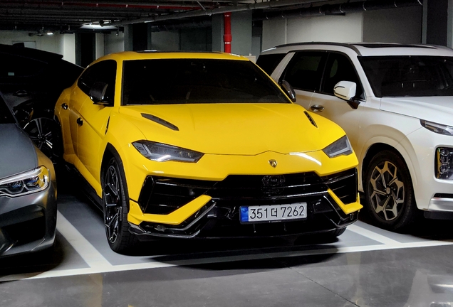 Lamborghini Urus Performante