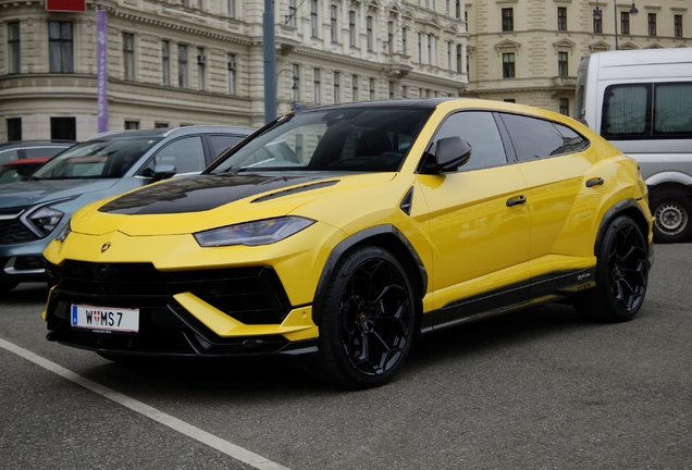 Lamborghini Urus Performante