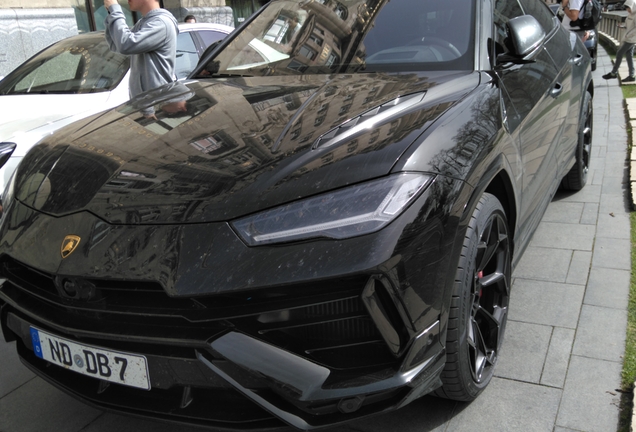 Lamborghini Urus S