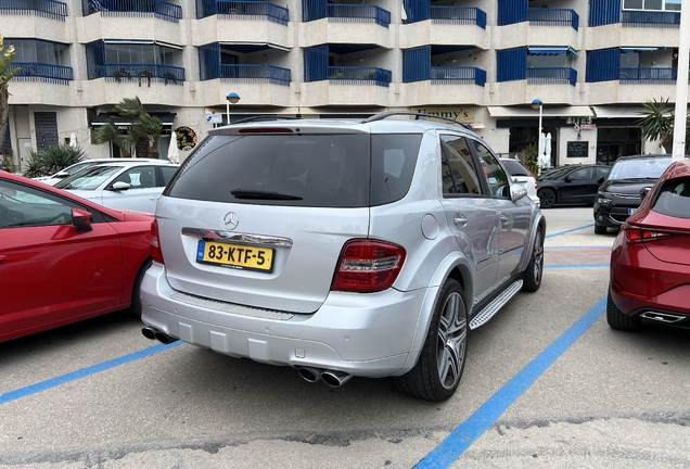 Mercedes-Benz ML 63 AMG W164 2009