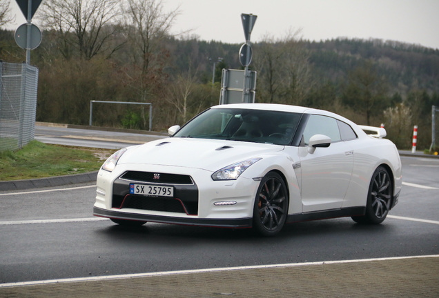 Nissan GT-R 2013