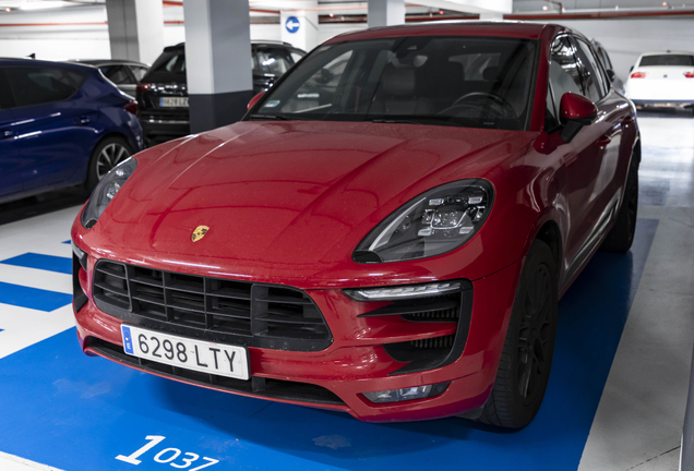 Porsche 95B Macan GTS