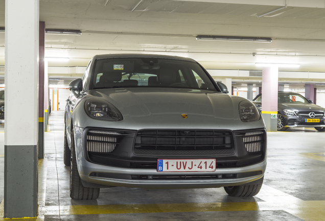 Porsche 95B Macan GTS MkIII