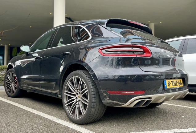 Porsche 95B Macan Turbo