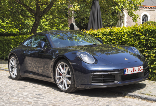 Porsche 992 Carrera 4S