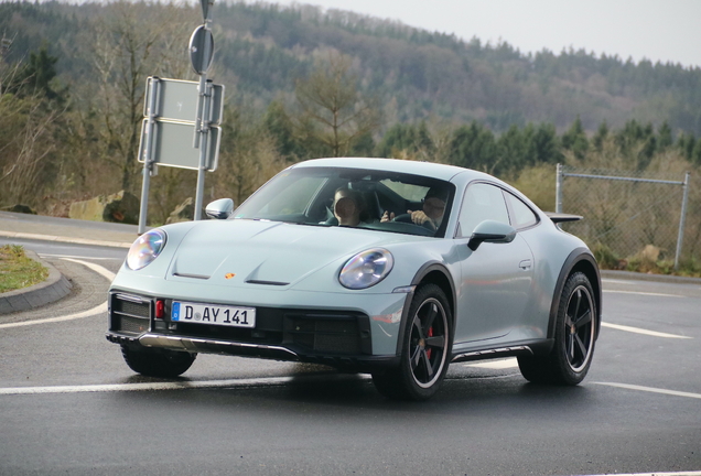 Porsche 992 Dakar