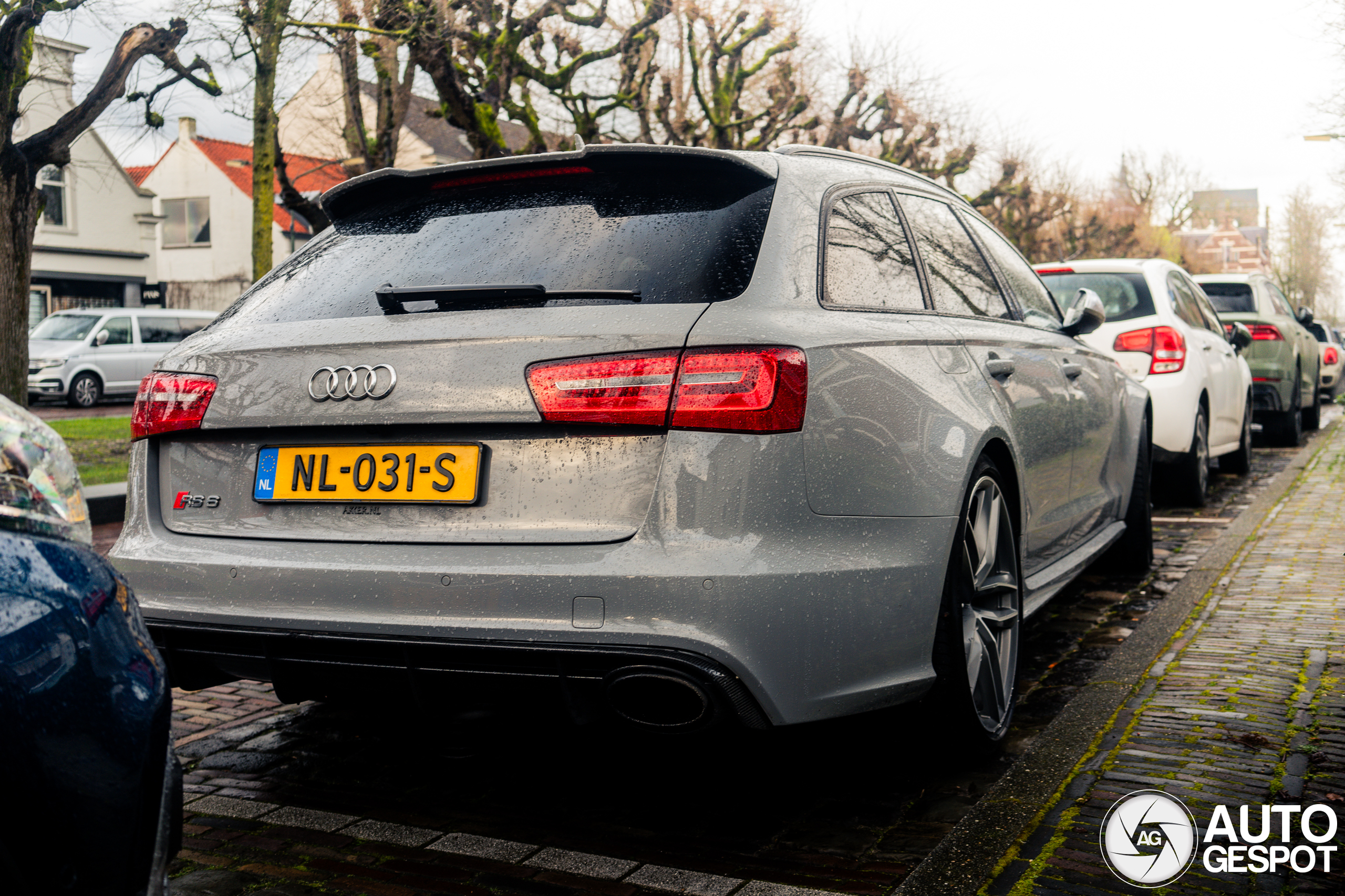 Audi RS6 Avant C7