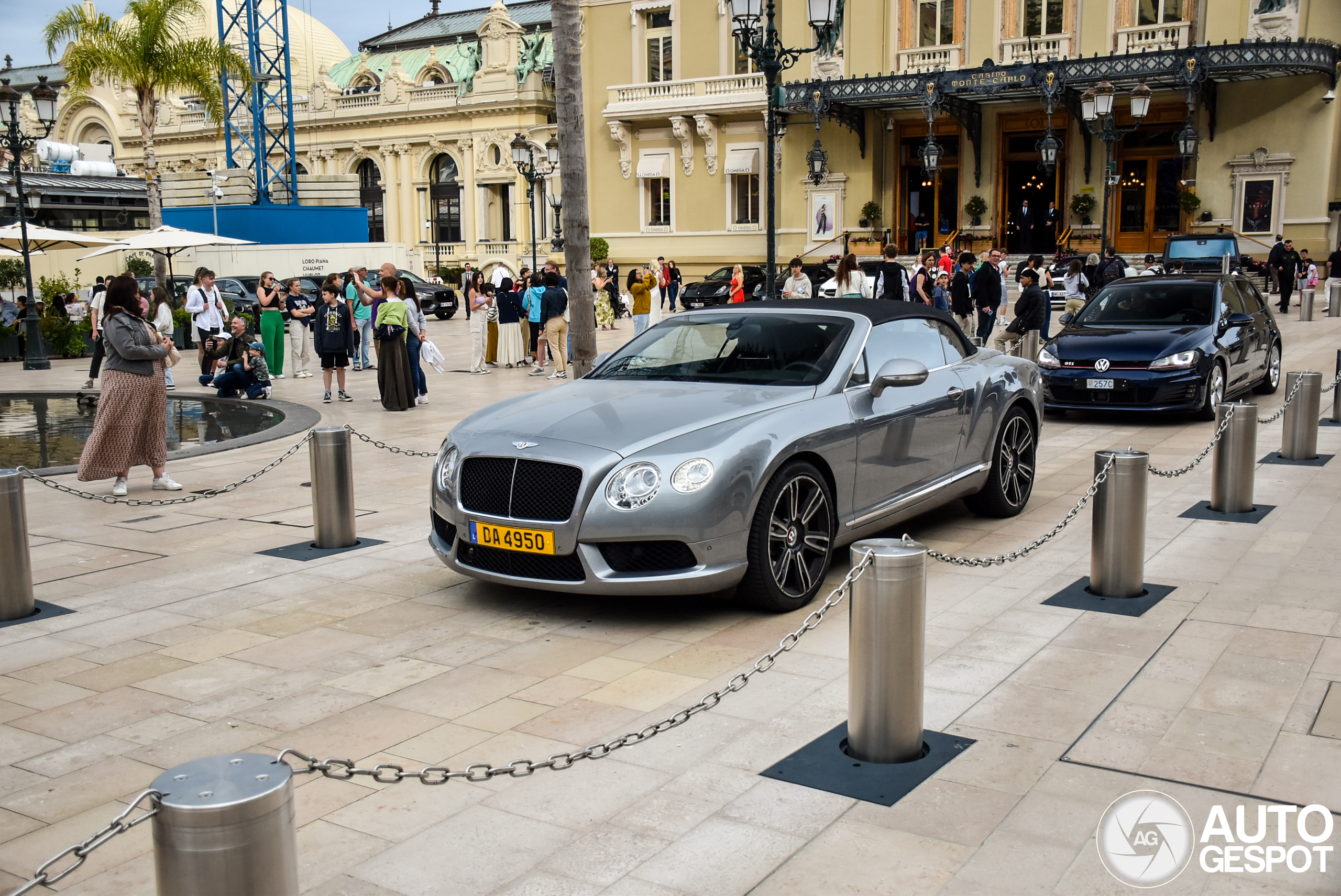 Bentley Continental GTC V8