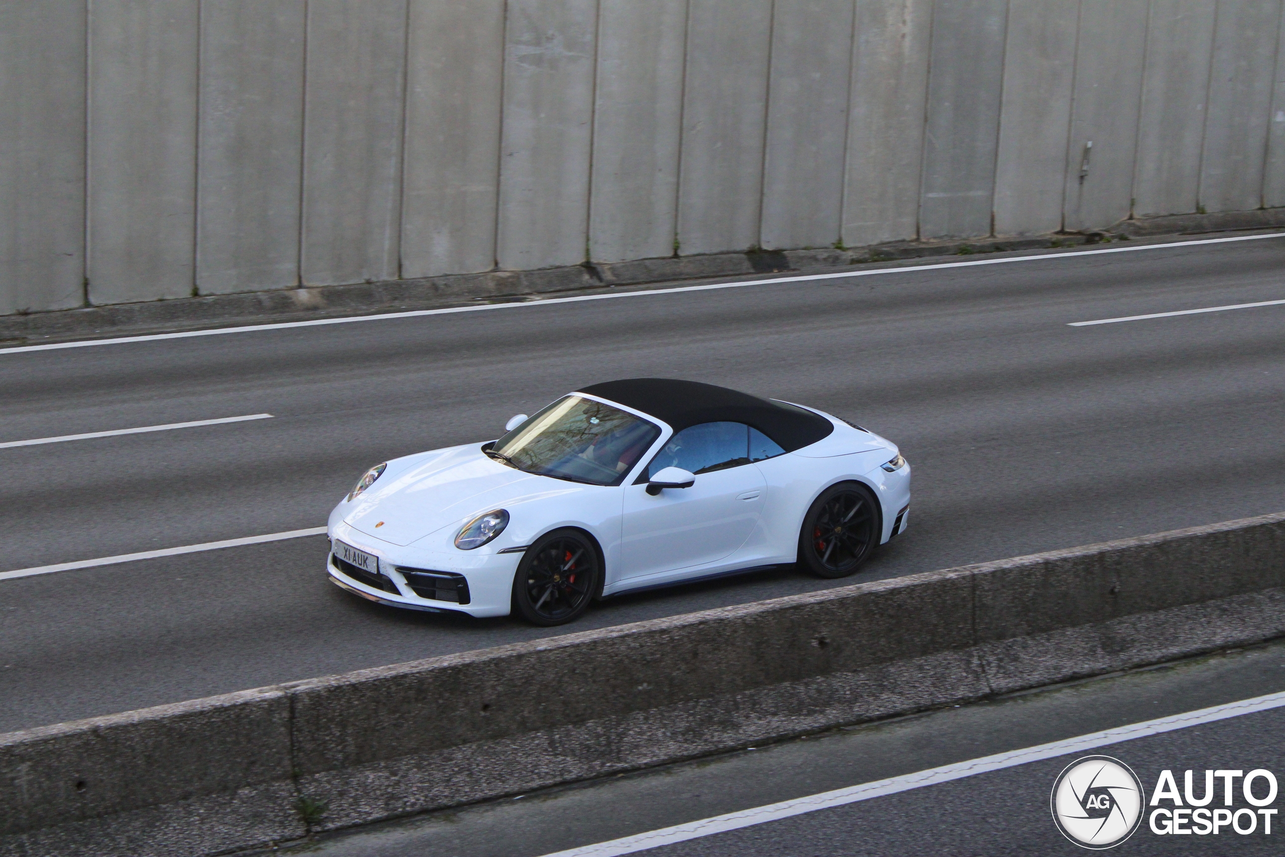 Porsche 992 Carrera 4S Cabriolet