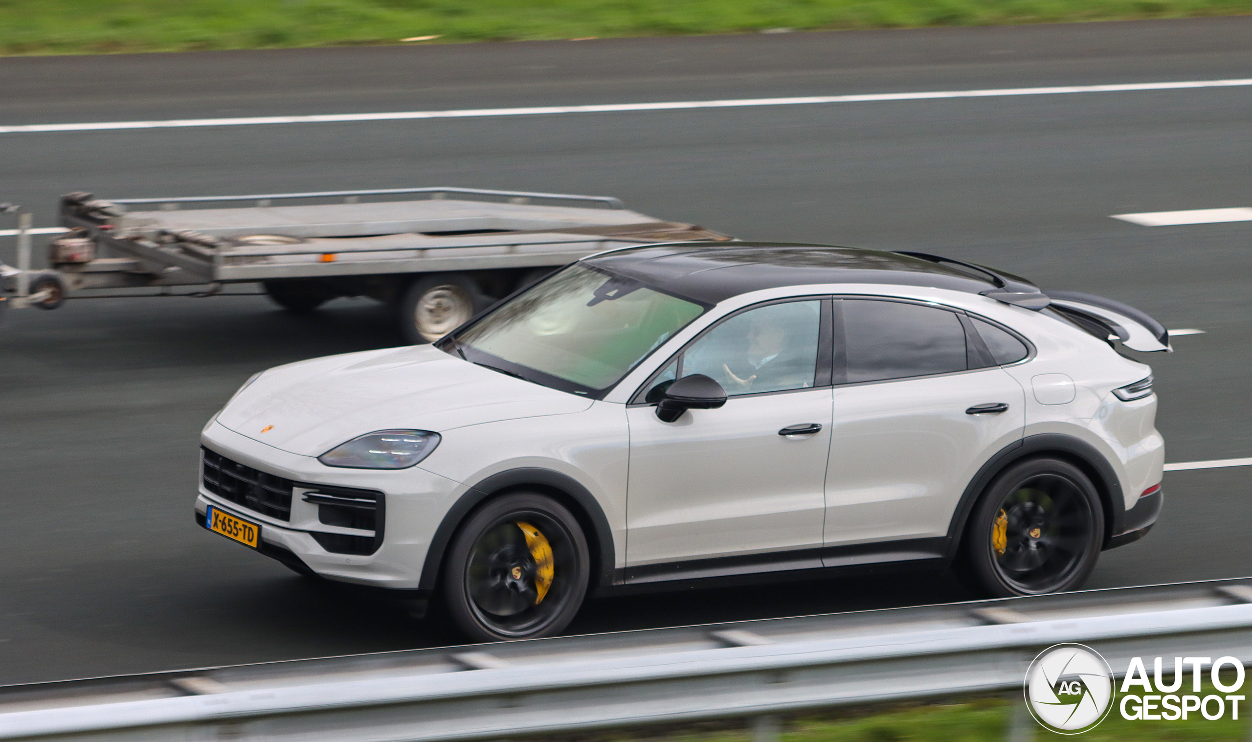 Porsche Cayenne Coupé Turbo E-Hybrid