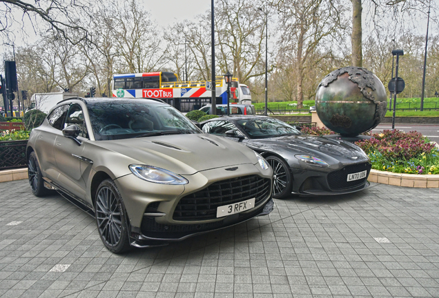 Aston Martin DBX707