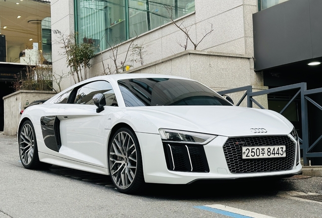 Audi R8 V10 Plus 2015