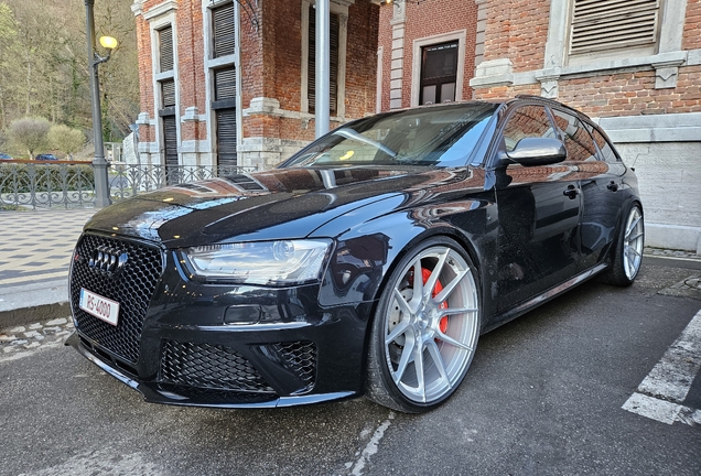 Audi RS4 Avant B8