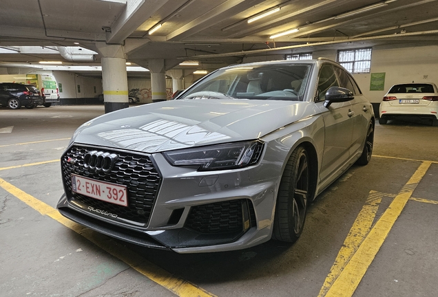 Audi RS4 Avant B9